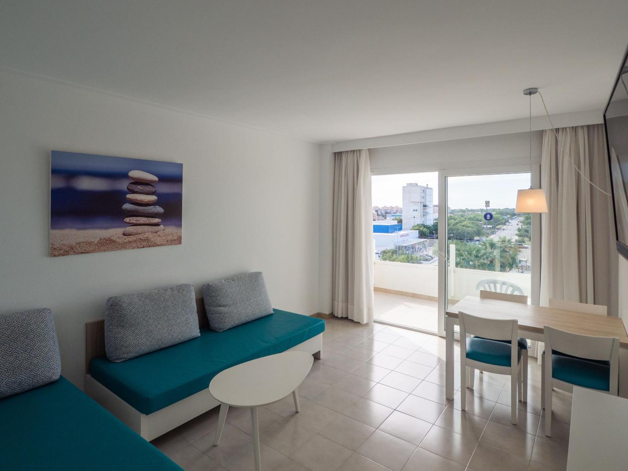 Apartamentos La Santa Maria Cala Millor  Eksteriør billede