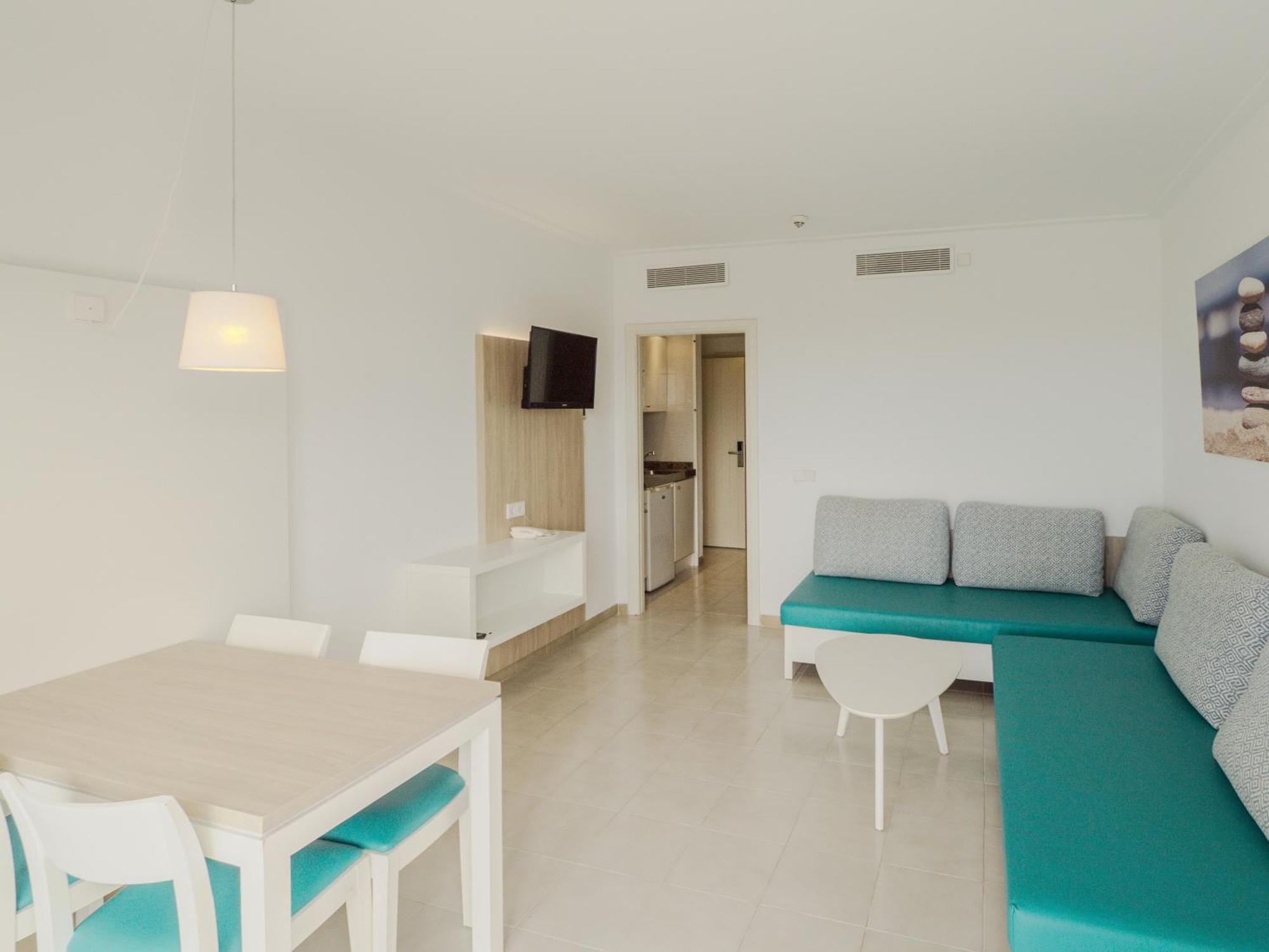 Apartamentos La Santa Maria Cala Millor  Eksteriør billede